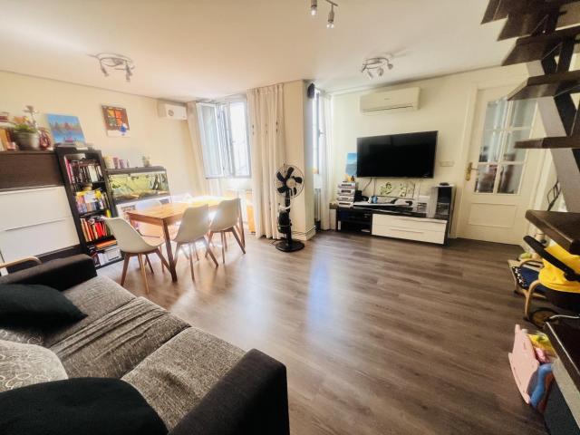 Dúplex en venta en Tetuán, Madrid