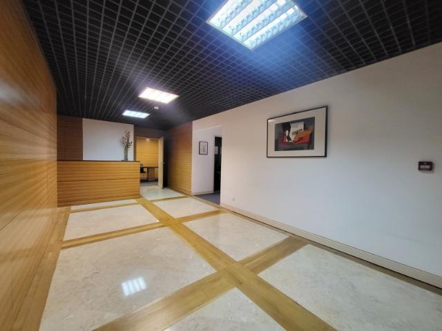 Escritório venda em Bairro de São Miguel, Lisboa