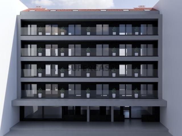 Armazém venda em Leiria