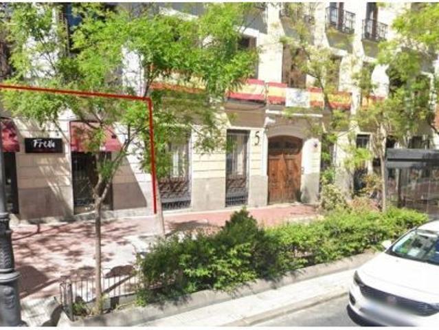 Local Comercial en alquiler en Almagro, Madrid
