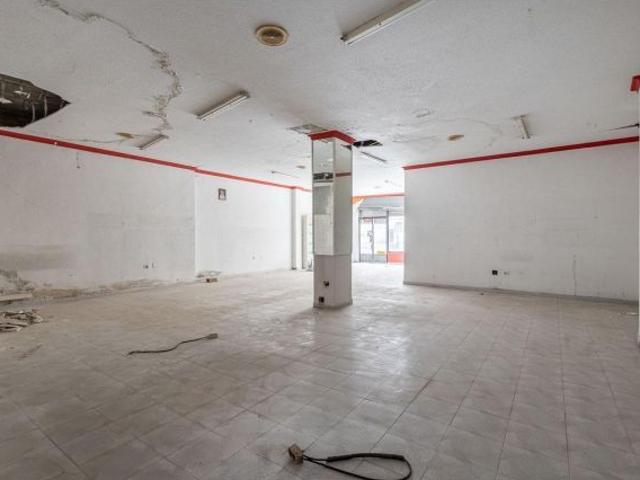 Local Comercial en venta en Comarca de Baza, Andalucía