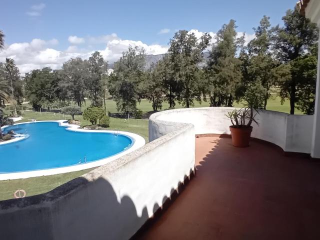 Ático en venta en Chaparral, Costa del Sol Occidental