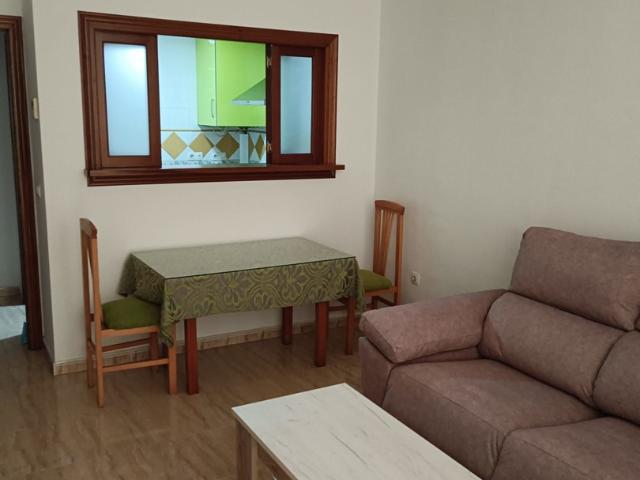Apartamento en alquiler en Dos Hermanas, Andalucía