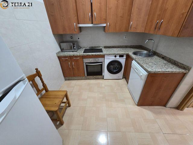 Piso en alquiler en Peñamefecit, Jaén