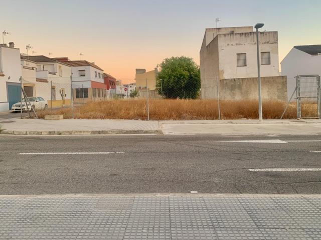 Terreno en venta en Cantillana, Andalucía