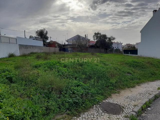Terreno venda em Quinta das Amoreiras, Almada