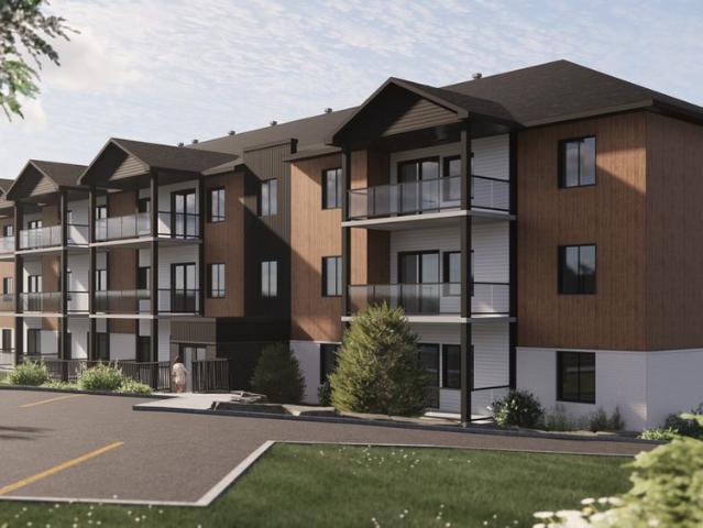 Apartment for rent in Magog, Estrie