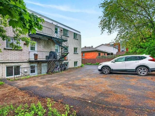 Apartment for rent in Longueuil, Quebec