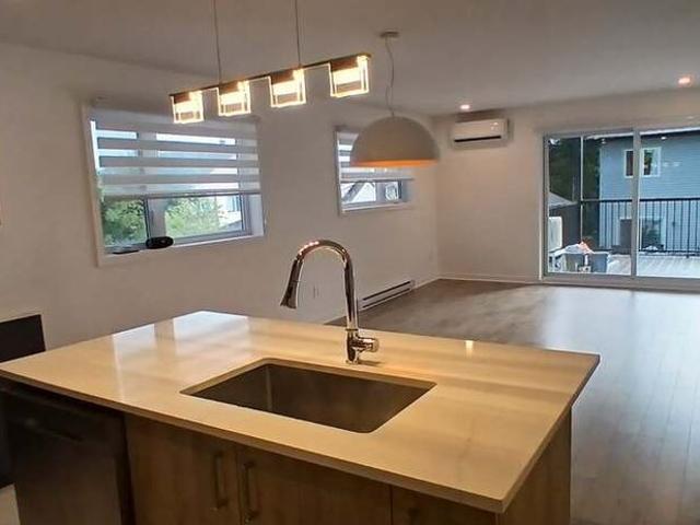 Apartment for rent in Deux-Montagnes, Laurentides