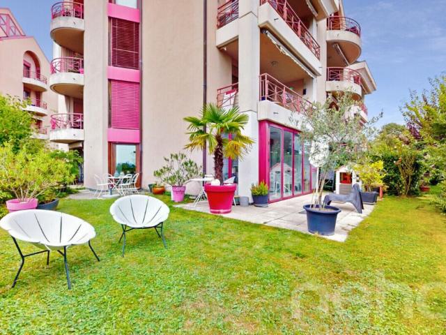 Wohnung kaufen in Pully, Waadt