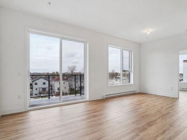 Apartment for rent in Duvernay, Quebec