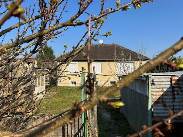 Maison vente à Clermont, Monceaux
