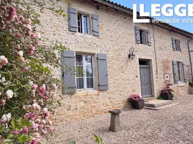 Maison vente à Confolens, Nanteuil-en-vallée