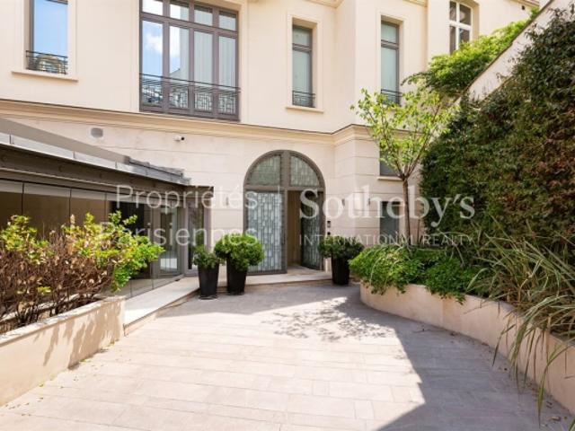 Maison vente à Paris, Île-de-France