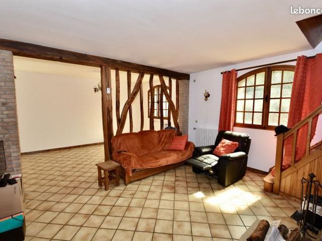 Maison vente à Amiens, Vignacourt