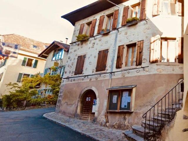 Haus kaufen in Veytaux, Waadt