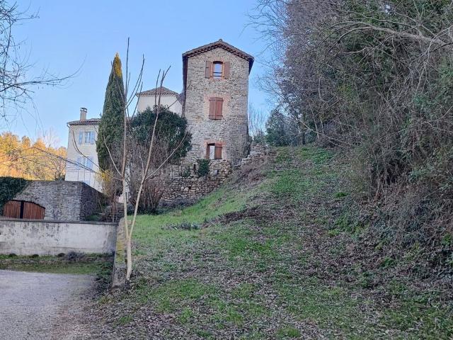 Ferme vente à Alès, Saint-martin-de-valgalgues