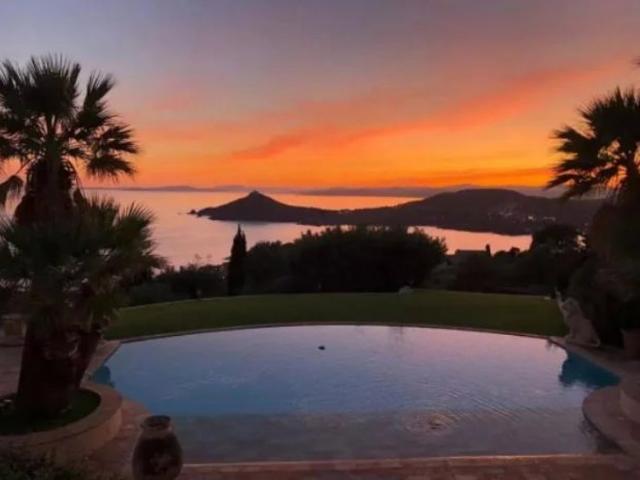 Maison vente à France métropolitaine, Saint-raphaël