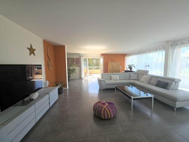Wohnung kaufen in La Tène