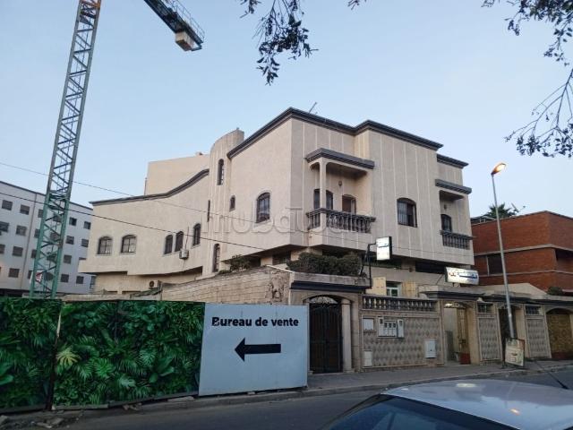 Villa vente à Anfa, Gharb-Chrarda-Beni Hssen