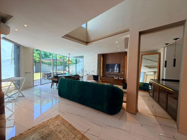 Villa vente à Bouskoura, Gharb-Chrarda-Beni Hssen