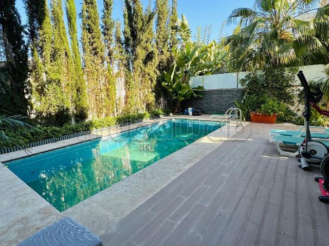 Villa vente à Bouskoura, Gharb-Chrarda-Beni Hssen