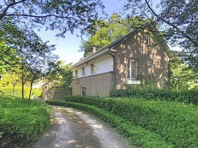 Maison location à La Hulpe, Wallonie