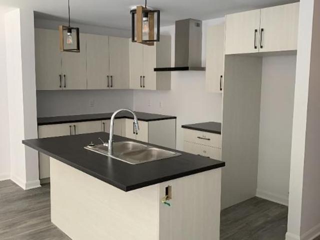 Apartment for rent in Saint-jean-sur-richelieu, Quebec