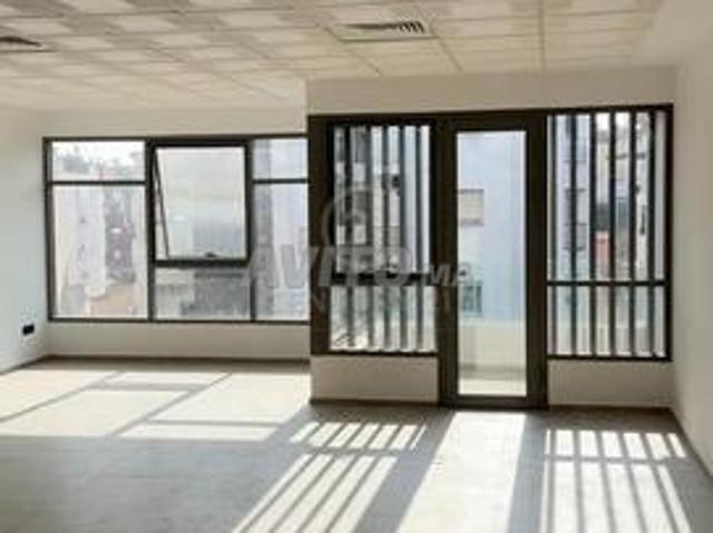 Bureau vente à Anfa, Gharb-Chrarda-Beni Hssen