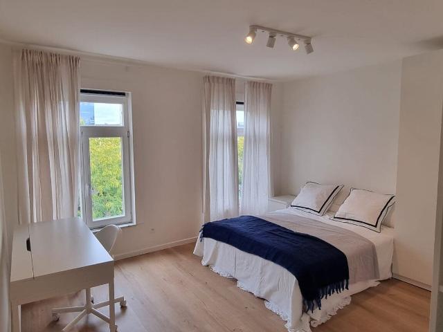 Kot location à Saint-Gilles - Sint-Gillis, Brussel-Hoofdstad - Bruxelles-Capitale