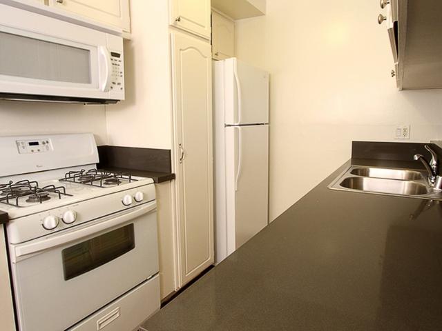 Apartment for rent in Sherman Oaks Neighborhood Council District, Canoga Park