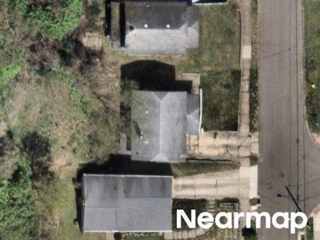 House for sale in Summit, Ohio