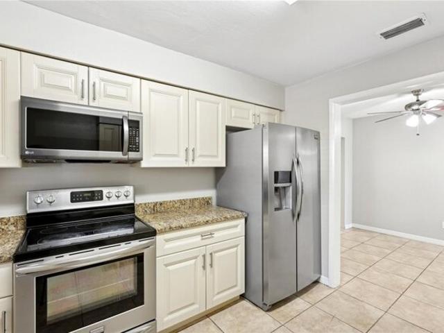 House for sale in Seffner