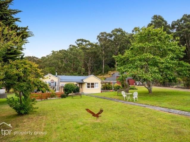 House for sale in Brooks Bay, Tasmania
