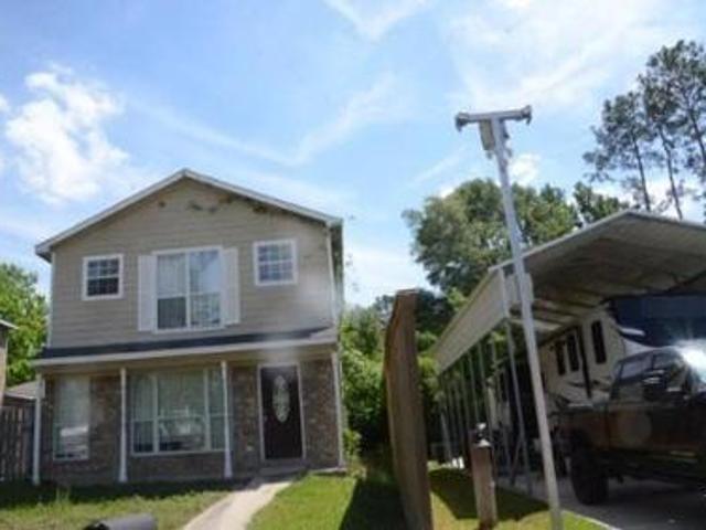 House for sale in Conroe