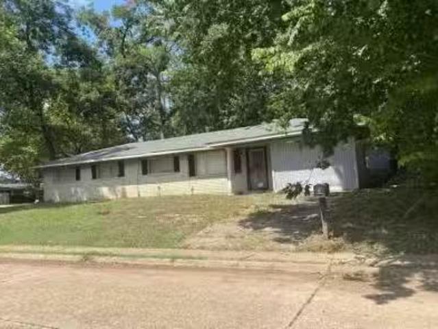 House for sale in Alexandria