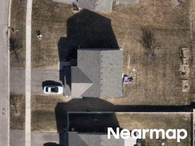 House for sale in Mchenry, Illinois
