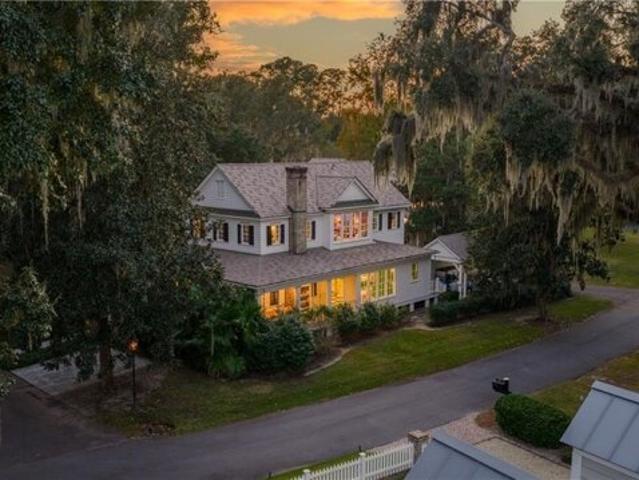 House for sale in Richmond Hill, Georgia