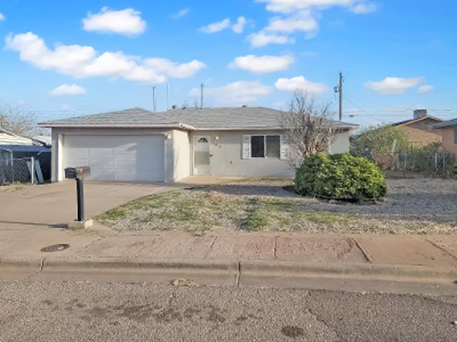 House for sale in Alamogordo, New Mexico