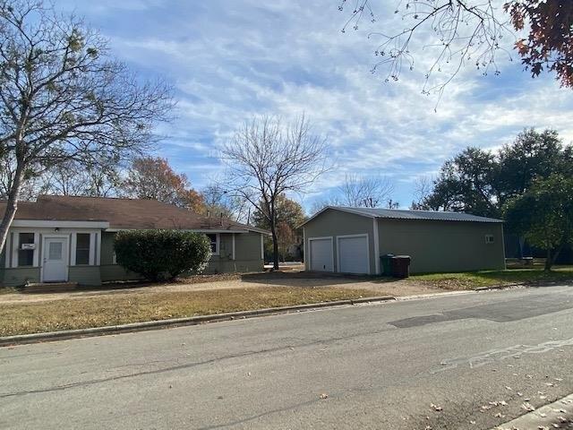 House for sale in Lockhart, Texas