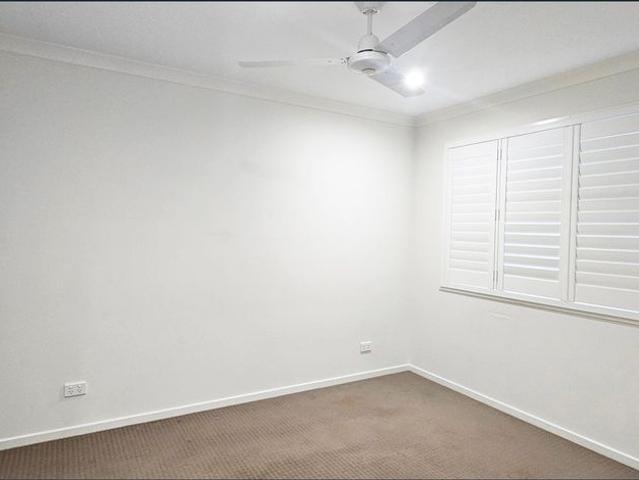 Townhouse for rent in Toombul, Queensland
