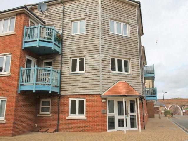 Apartment for rent in Fishersgate, West Sussex
