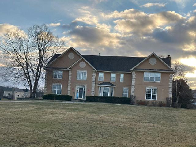 House for sale in Barrington, Illinois
