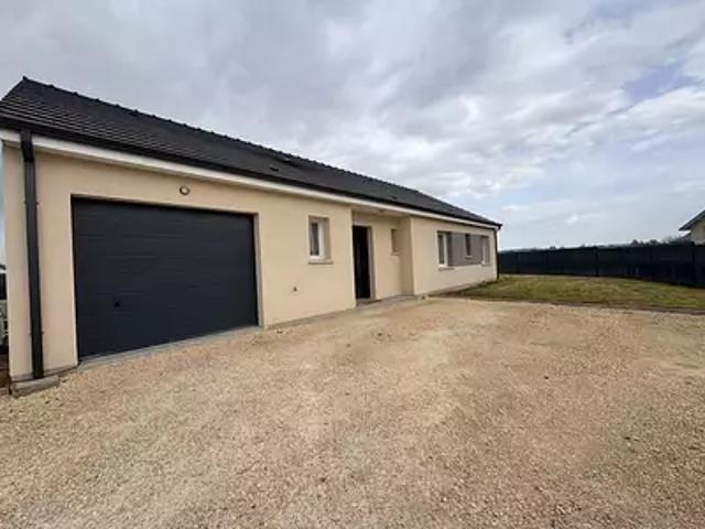 Maison vente à Nevers, Magny-cours