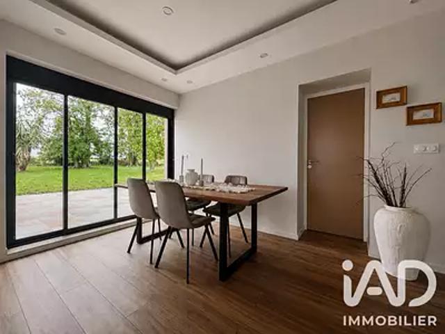 Maison vente à Magny-la-Fosse