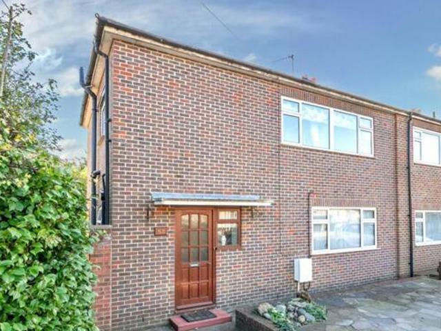 House for sale in Richmond Hill, Deepcut