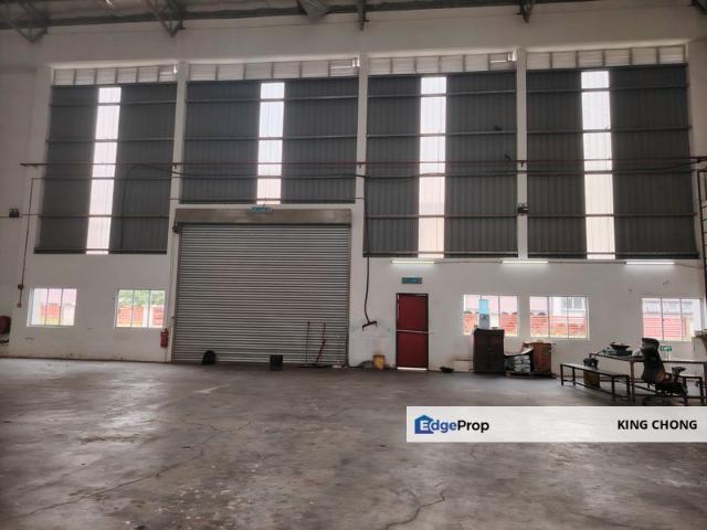 Warehouse for rent in Petaling, Alam Impian