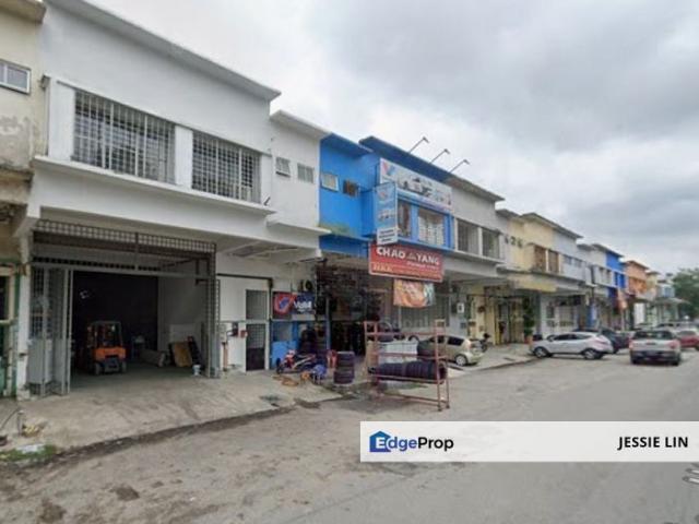 Warehouse for sale in Petaling, Alam Impian