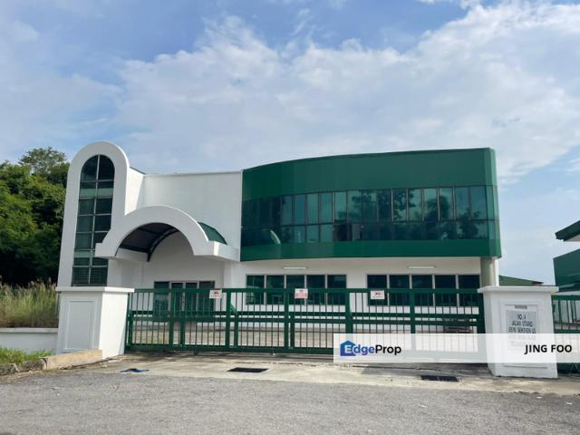Warehouse for rent in Petaling, Alam Impian