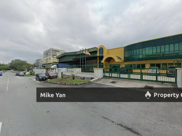 Warehouse for rent in Petaling, Alam Impian